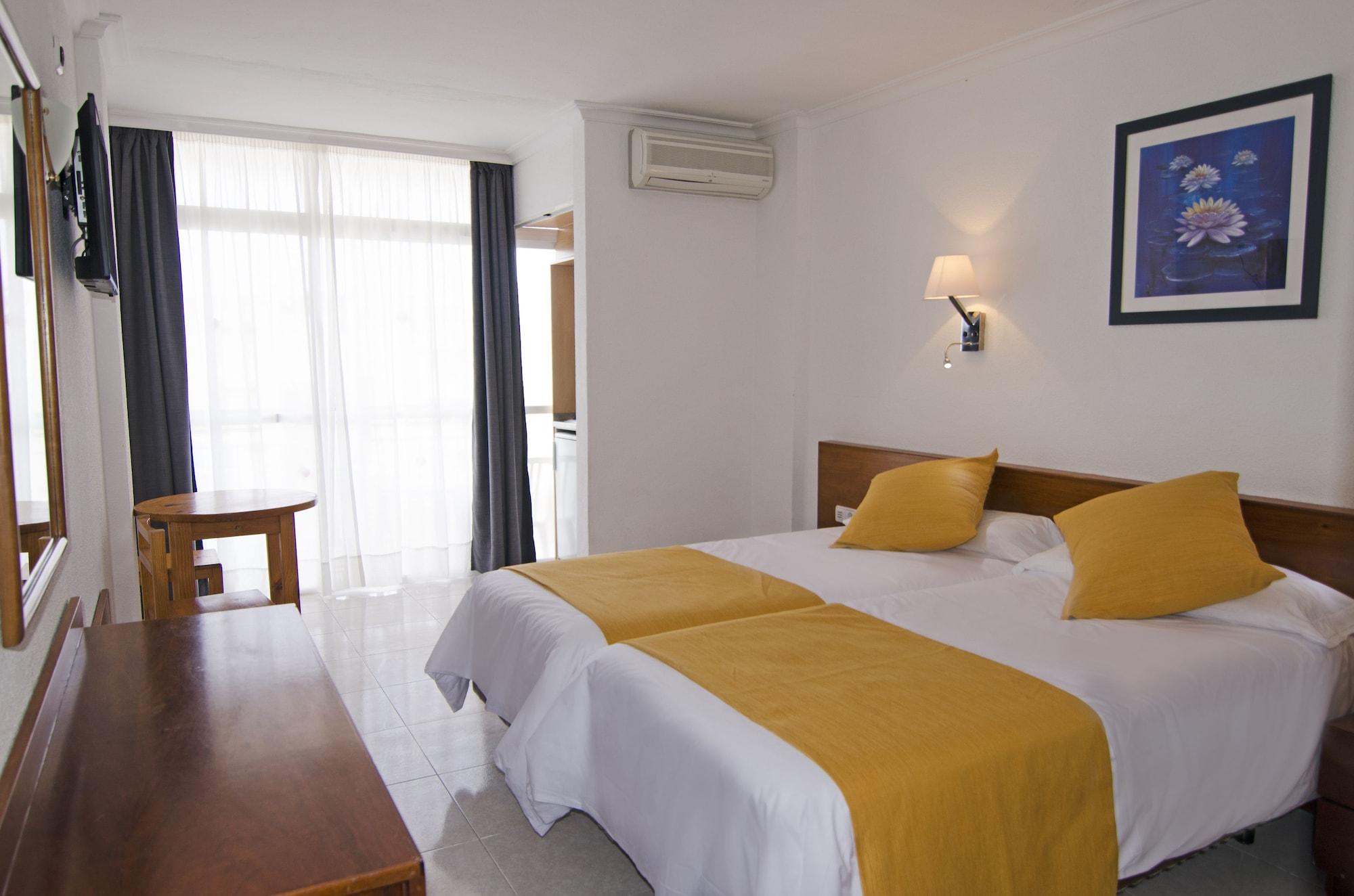 Aparthotel Vibra Bay San Antonio  Kültér fotó