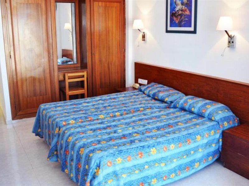 Aparthotel Vibra Bay San Antonio  Kültér fotó