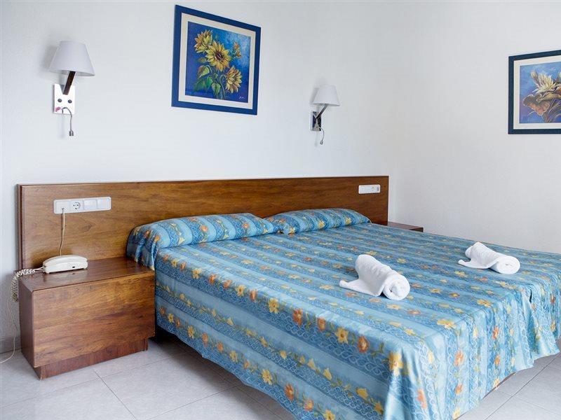 Aparthotel Vibra Bay San Antonio  Kültér fotó