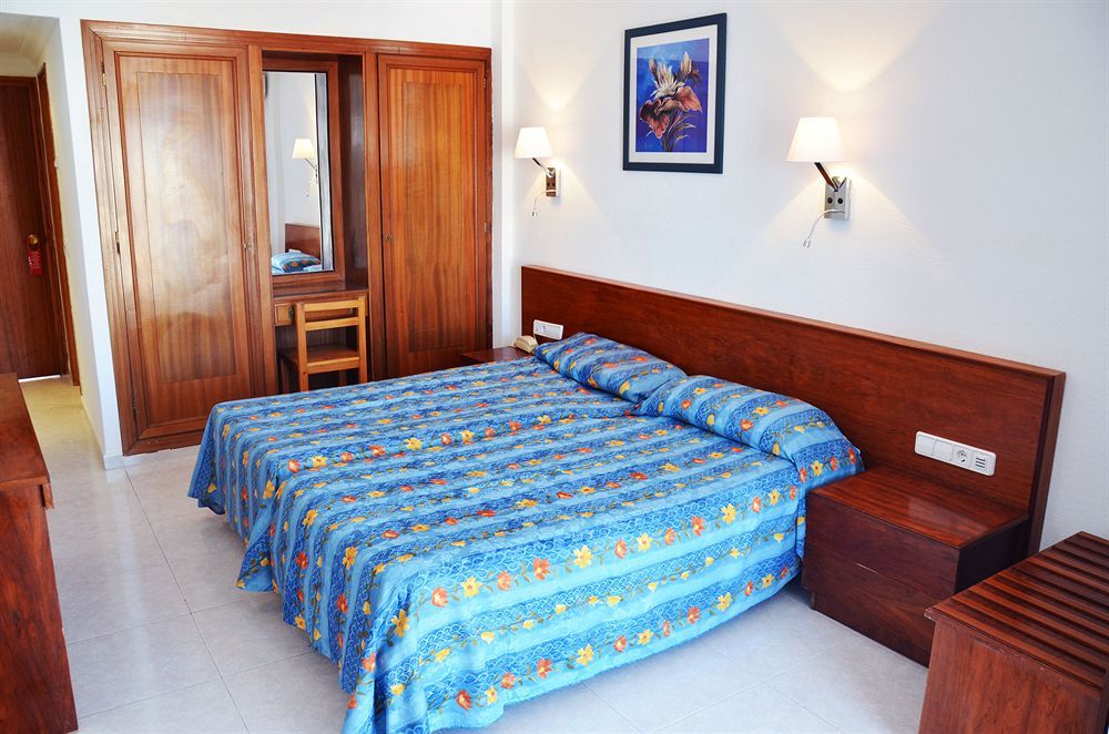 Aparthotel Vibra Bay San Antonio  Kültér fotó